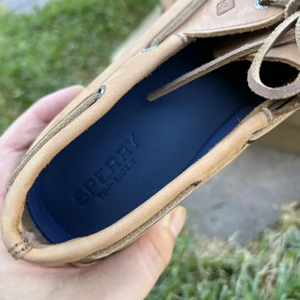 SPERRY brand top